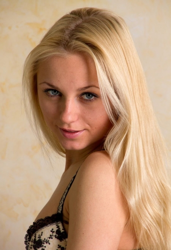 Индивидуалка СПб Влада +7(981)126-12-57